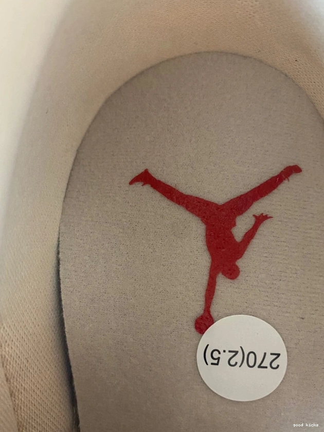 Rep Jordan Day Valentines Air (W) 3 HJ0178-600 0821